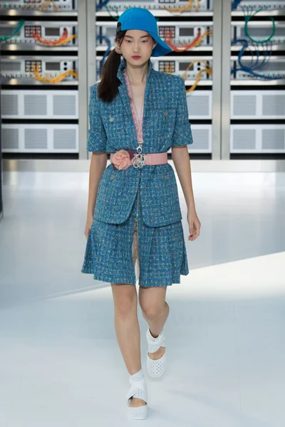 Look 23